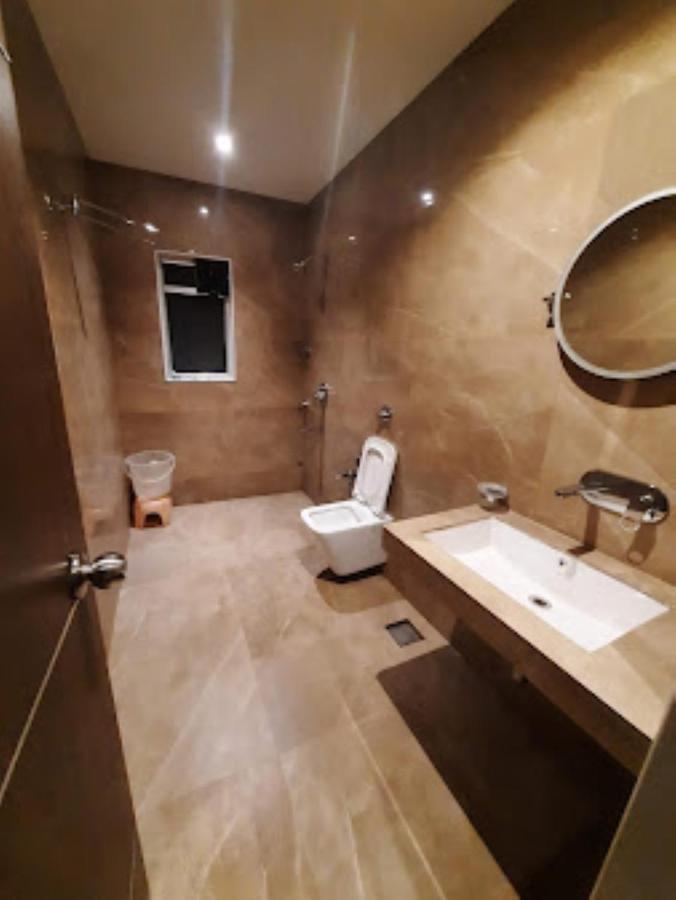 Hotel Sai Saya,Nashik Zewnętrze zdjęcie